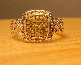Anello Affinity con diamante giallo da donna in argento 925 con fascia intrecciata a cuscino, misura 9