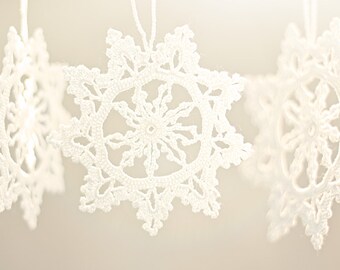6 large crochet snowflakes,hanging snowflakes,Christmas decor,white winter decor,tree ornaments,lace snowflakes,Christmas ornament,snowflake