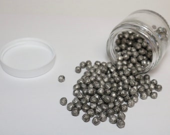 Magnesium Metallperlen Glas 99,99% reines Element 12 Mg Chemieprobe, sehr leichtes Metall!