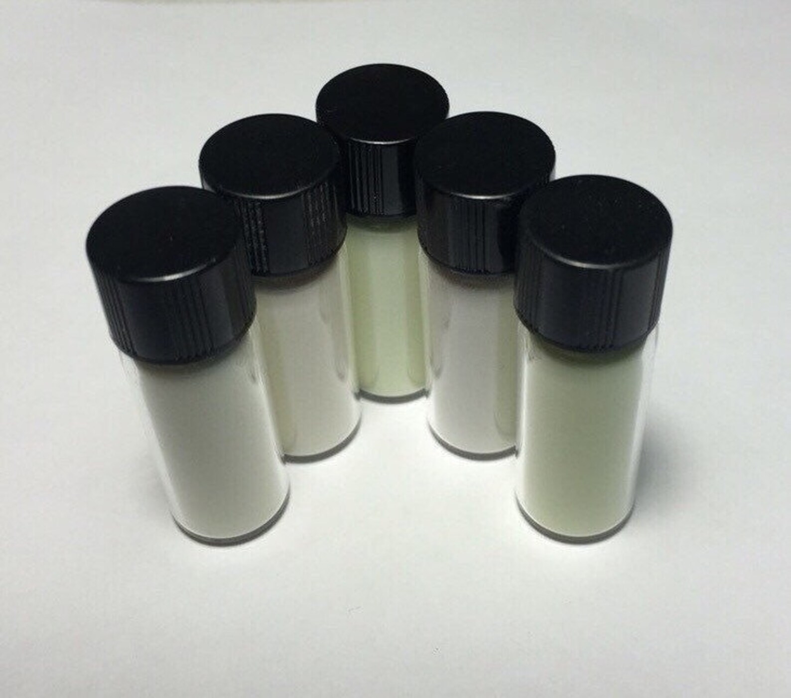 Phosphorescent Powder Glow in the Dark Europium Phosphorescent Powder 5 Pack - Chemistry ...