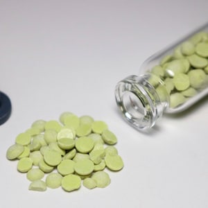 Sulfur Pellets 99.5% Pure Element 16 S Chemistry Sample - Elemental Sulfur