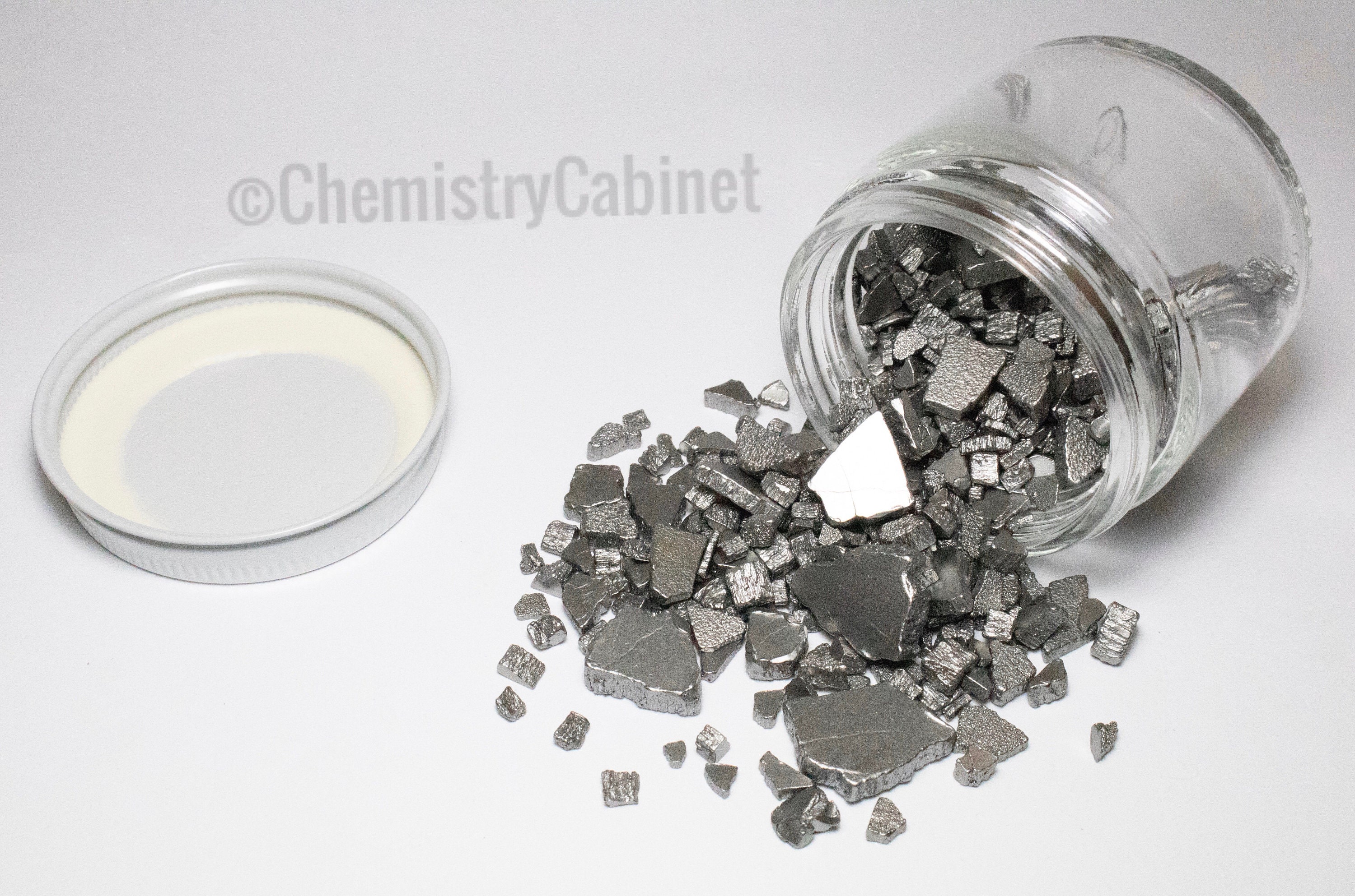 2 gram 99.9% Iron Metal in glass vial element 26 sample 