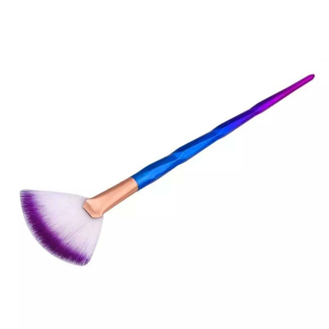 Pincel pequeño en forma de abanico para resaltar, diseño de