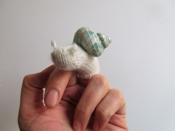 snail finger puppet