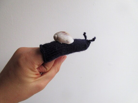 snail finger puppet