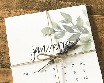 small desktop calendar 2021