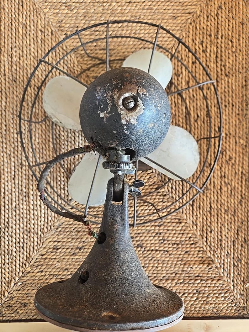 Antique Fan Emerson Electric 2450-D 4 Blade Vintage Desk Fan 10" image 5