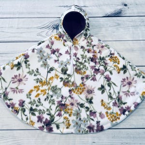 Beige Floral Car Seat Poncho, Purple Flower Carseat Poncho Girl Zipper and Hood, Toddler Poncho for Car Seat Cover Fleece Poncho Baby Canada