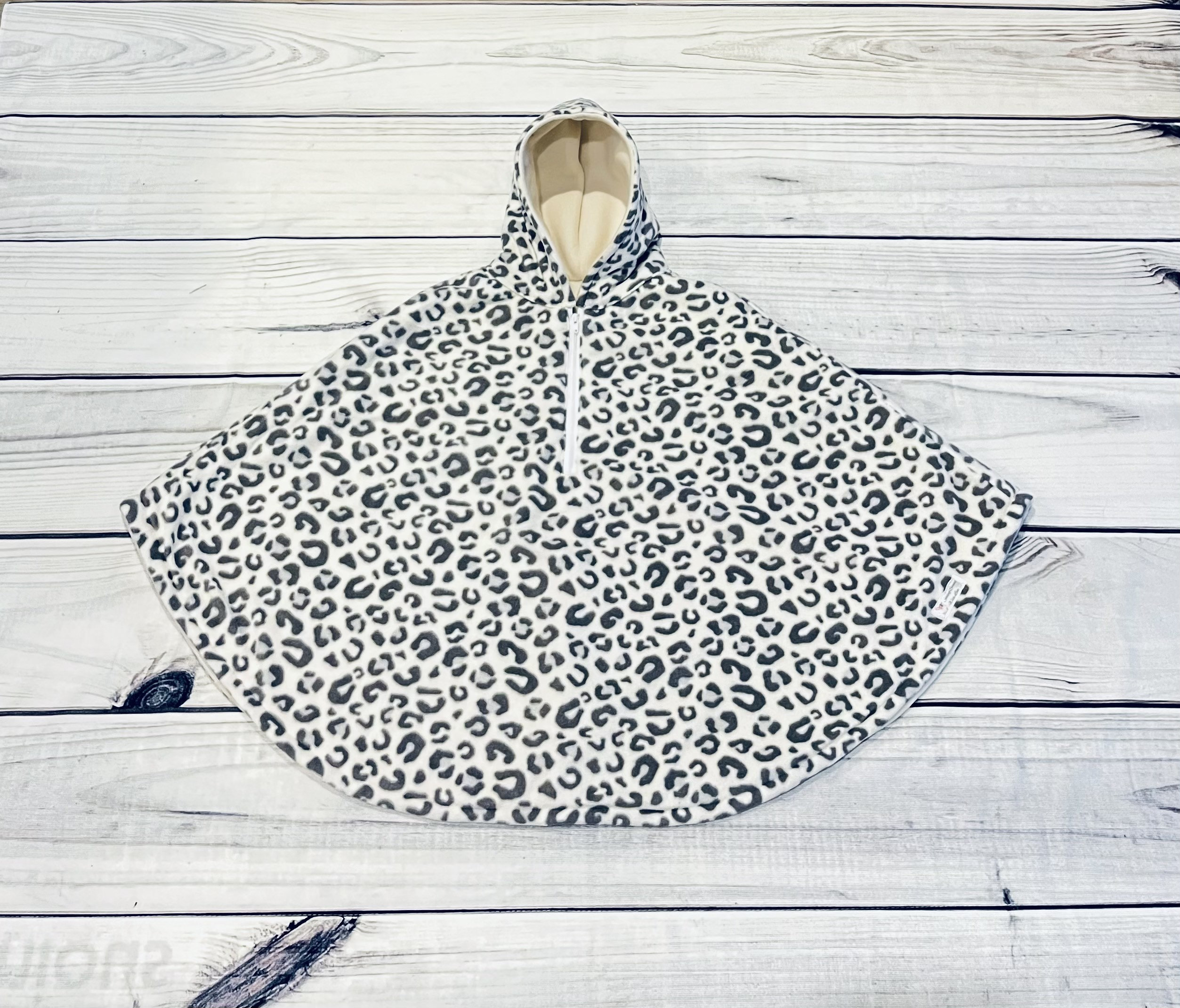 Neutral Cheetah Car Seat Poncho, Leopard Car Seat Safe Poncho Zipper and Hood, Baby Poncho for Car Seat, Fleece Poncho Baby Canada