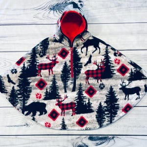 Woodland Car Seat Poncho, Red Buffalo Plaid Neutral Car Seat Safe Poncho Zipper, Hood, Baby Poncho, Car Seat Cover, Fleece Poncho Canada