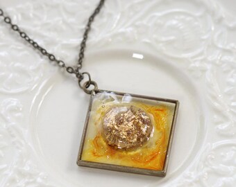 Resin necklace. Chaos collection. Original design.