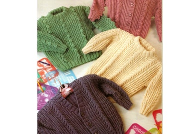 Cardigan et pull pour bébés filles et garçons PDF Modèle de tricot Aran 20-26" 1154