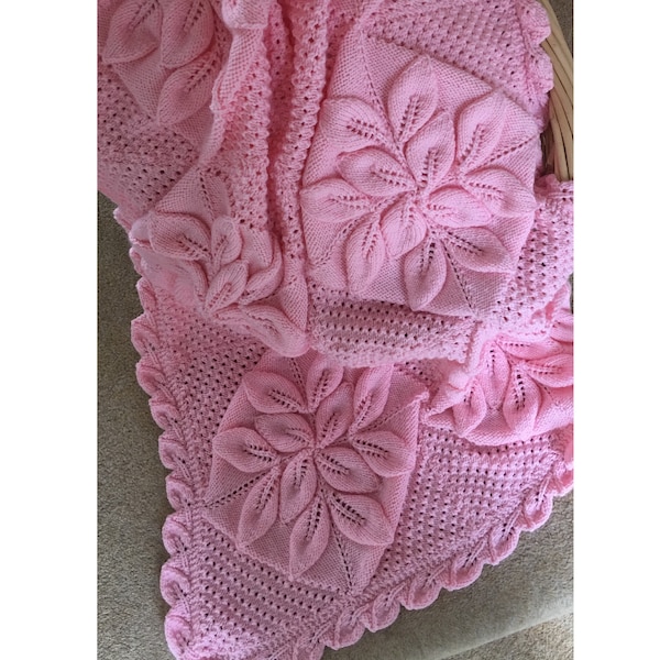 Baby Traditional Blanket/Pram Cover Knitting Pattern Roses and Leaves 4ply 915 in English