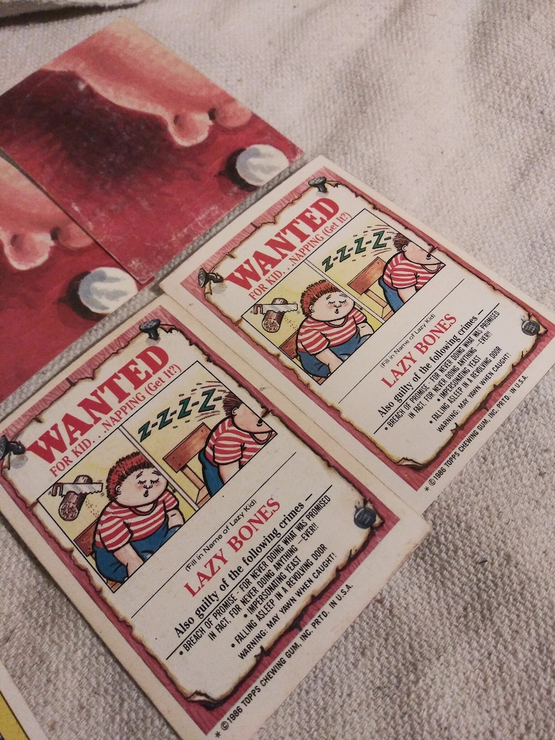 Collection of 40 second edition garbage pail kids with A and B alternat names.