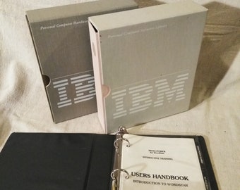 Manuales de usuario de IBM 3.0 y Wordstar de primera edición coleccionable de 1982