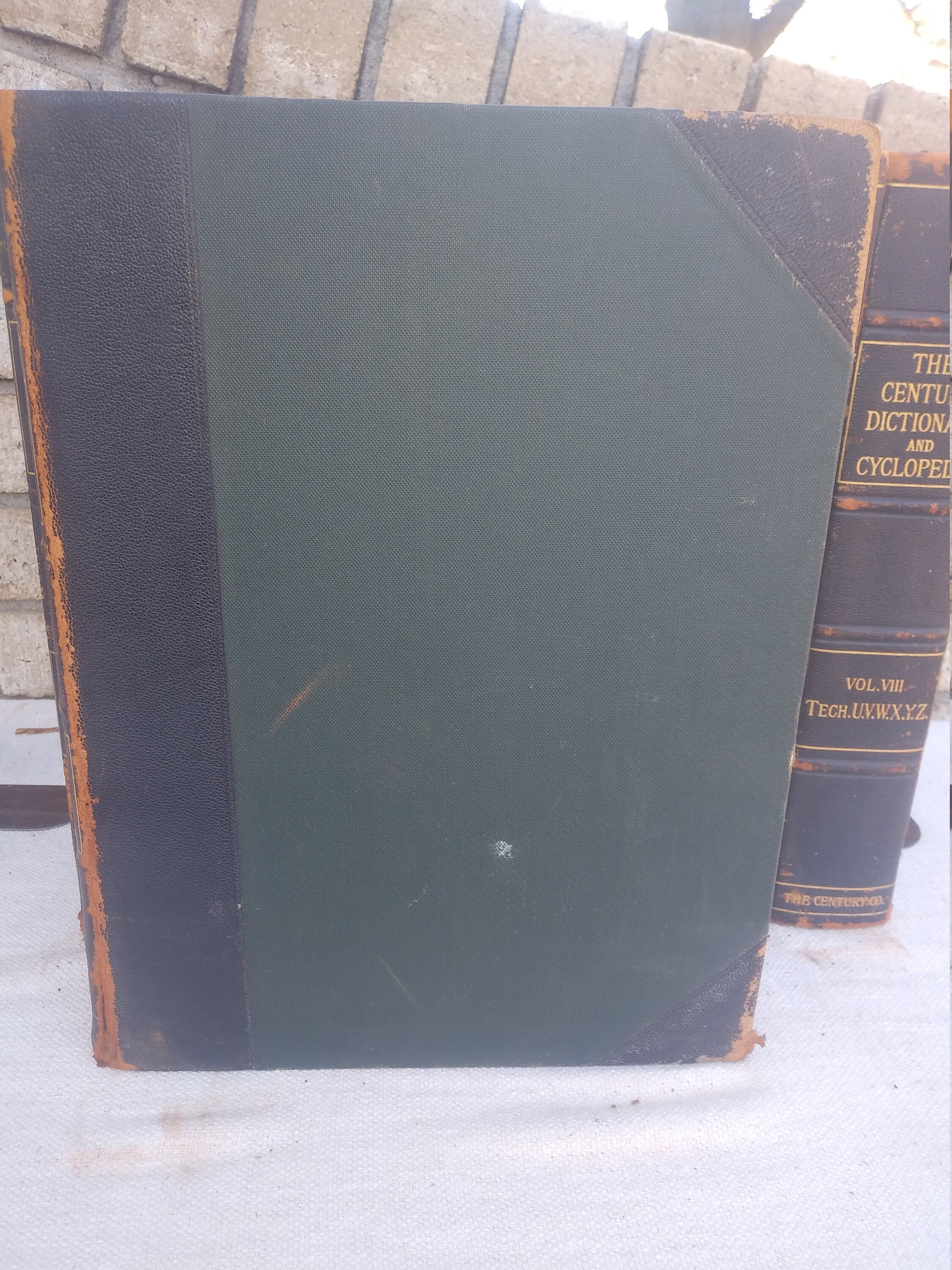 Complete 8 Volume Set the Century Dictionary and Cyclopedia Complete 8 Volume Set the Century Dictionary and Cyclopedia