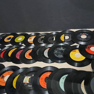 Sammlung von 50 Vintage 45er