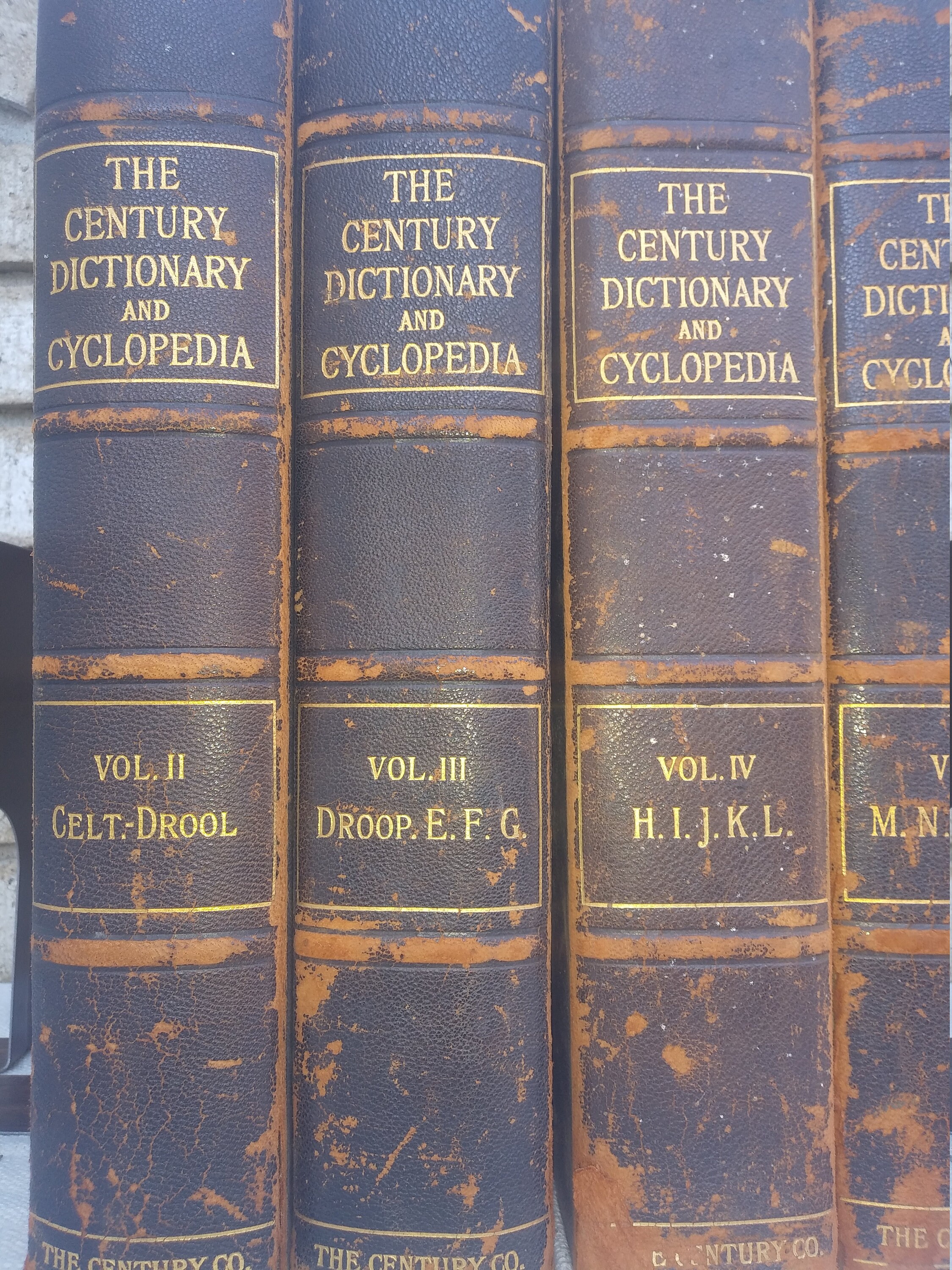 Complete 8 Volume Set the Century Dictionary and Cyclopedia Complete 8 Volume Set the Century Dictionary and Cyclopedia