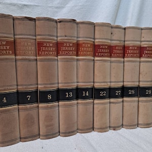 Sammlung von 10 Vintage-Gesetzesbüchern aus New Jersey J4