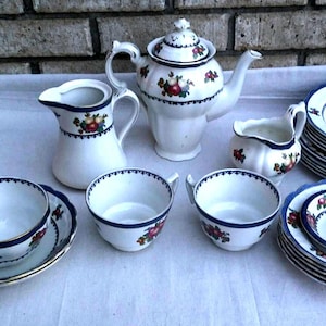 Rare 26 piece booths fish bone tea set 104 years old. Print 8093