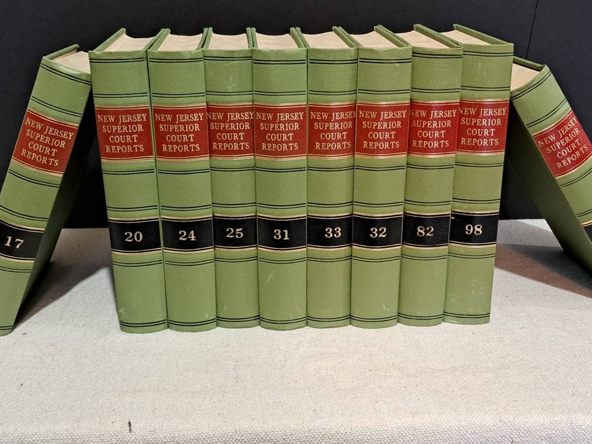 法律・歴史に関する専門書コレクション 10 冊の古い法律書のコレクション s13 - Etsy 日本