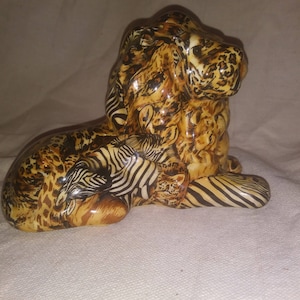 La Vie poreclain safari lion