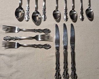 Partial 15 piece Marlborough stainless Reed And Barton silverware