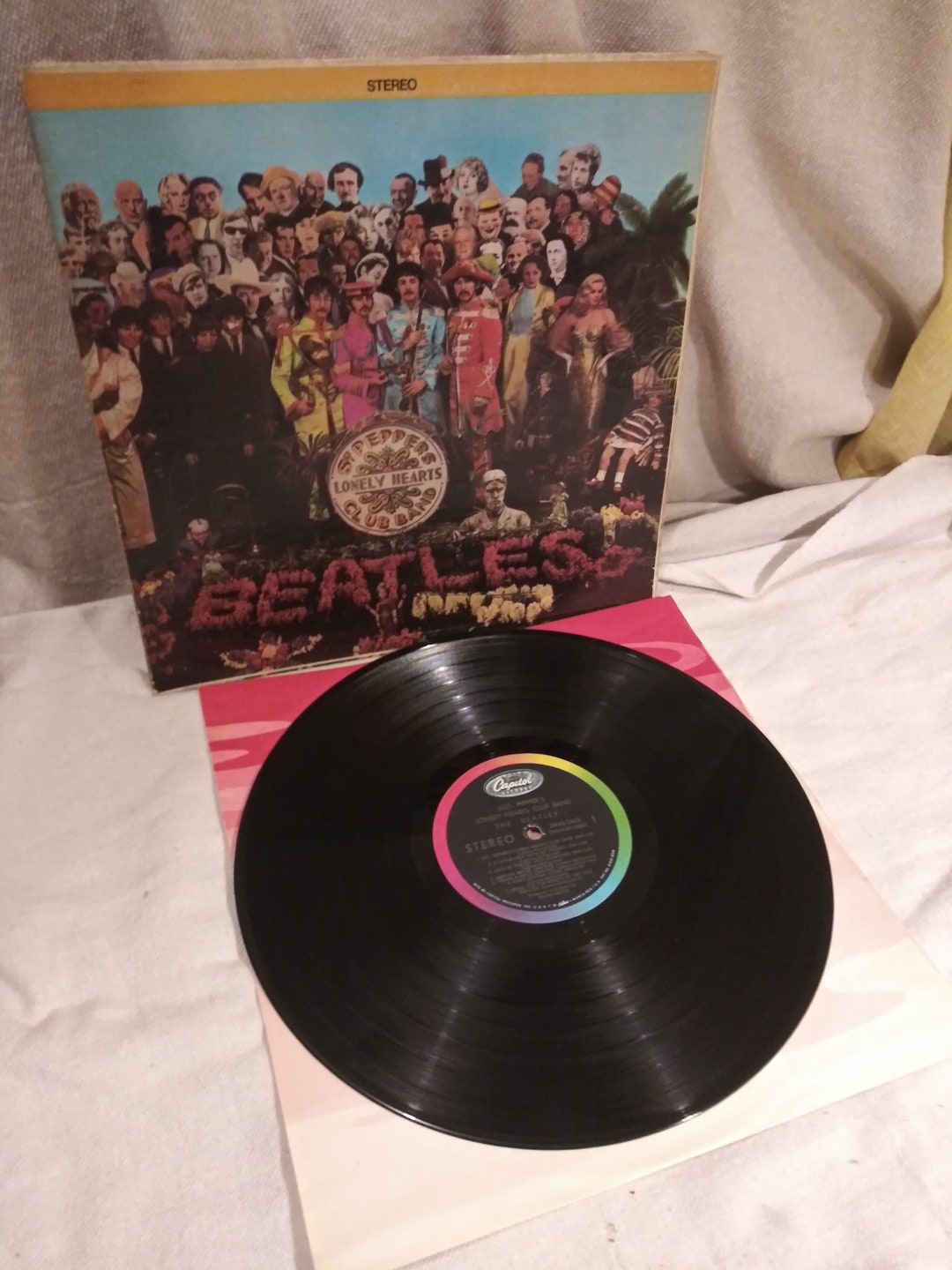 Original 1967 SGT. Pepper's Lonely Hearts Club by the Beatlessmas