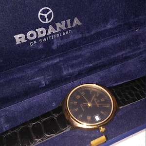 Scarce 1960s mens swiss rodania quartz wrist watch