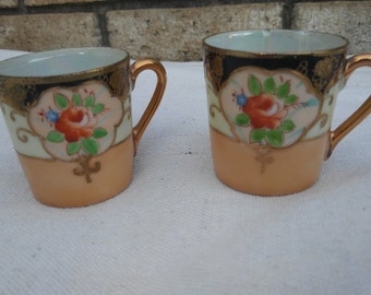 2 pearlesent mini hand paintes japanese teacups