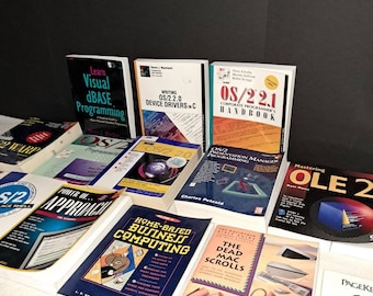 Sammlung von 13 Vintage Computer- und Software-Handbüchern