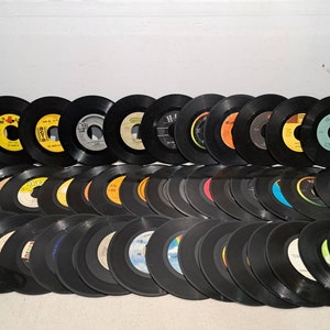 Sammlung von 50 Vintage 45 RPM Schallplatten 42