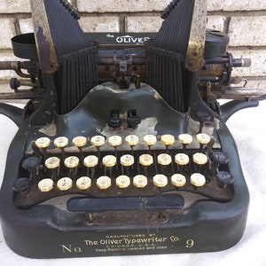 実働品　OLIVER No.9　オリバータイプライター　1919年製 OLIVER No.9 Oliver Typewriter Made in 1919 Working Product