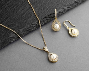 Gold Pearl Wedding Jewelry, Pearl Bridal Jewelry, Pearl Jewelry Set, Pearl Bridesmaid Jewelry, Pearl Bridesmaid Gift, Jewelry Set for Brides