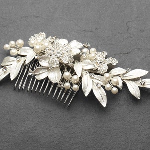 Bridal Comb, Floral Wedding Hair Comb, Pearl Side Comb, Bridal Hair Accessories, Pearl Wedding Hair Accessory, Silver Hair Comb for Brides image 2