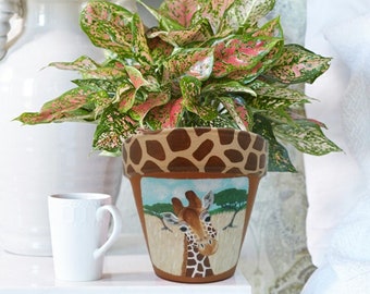 4 inch Giraffe savanna plant pot, hand painted  giraffe flower pot