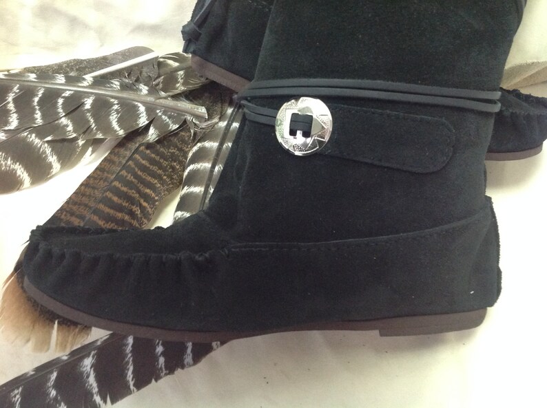 Black tall mocassins