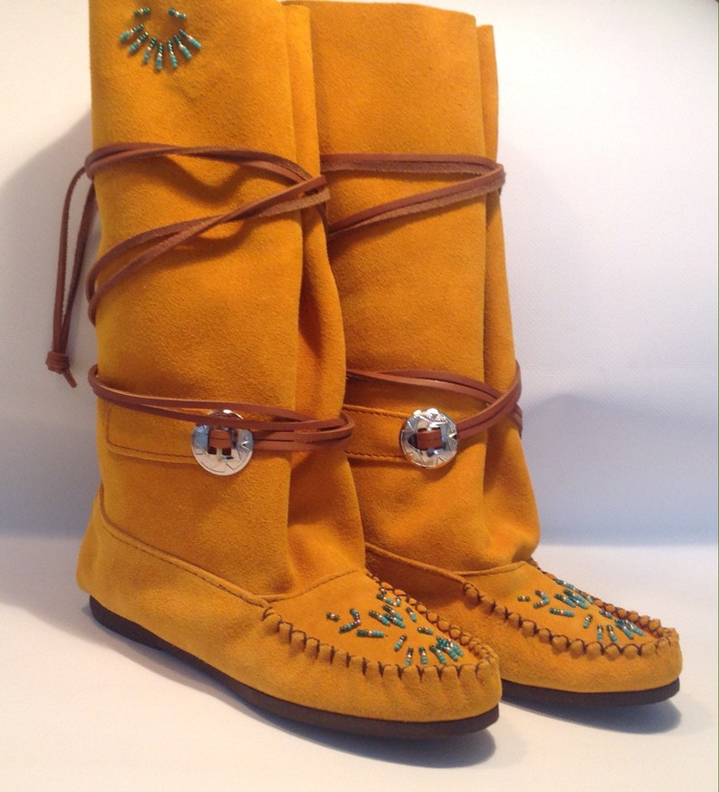 Authentik native boots | Etsy