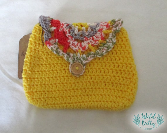 crochet small pouch