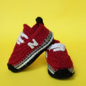 Crochet Baby Sneakers Tutorial & written pattern 0-3 months