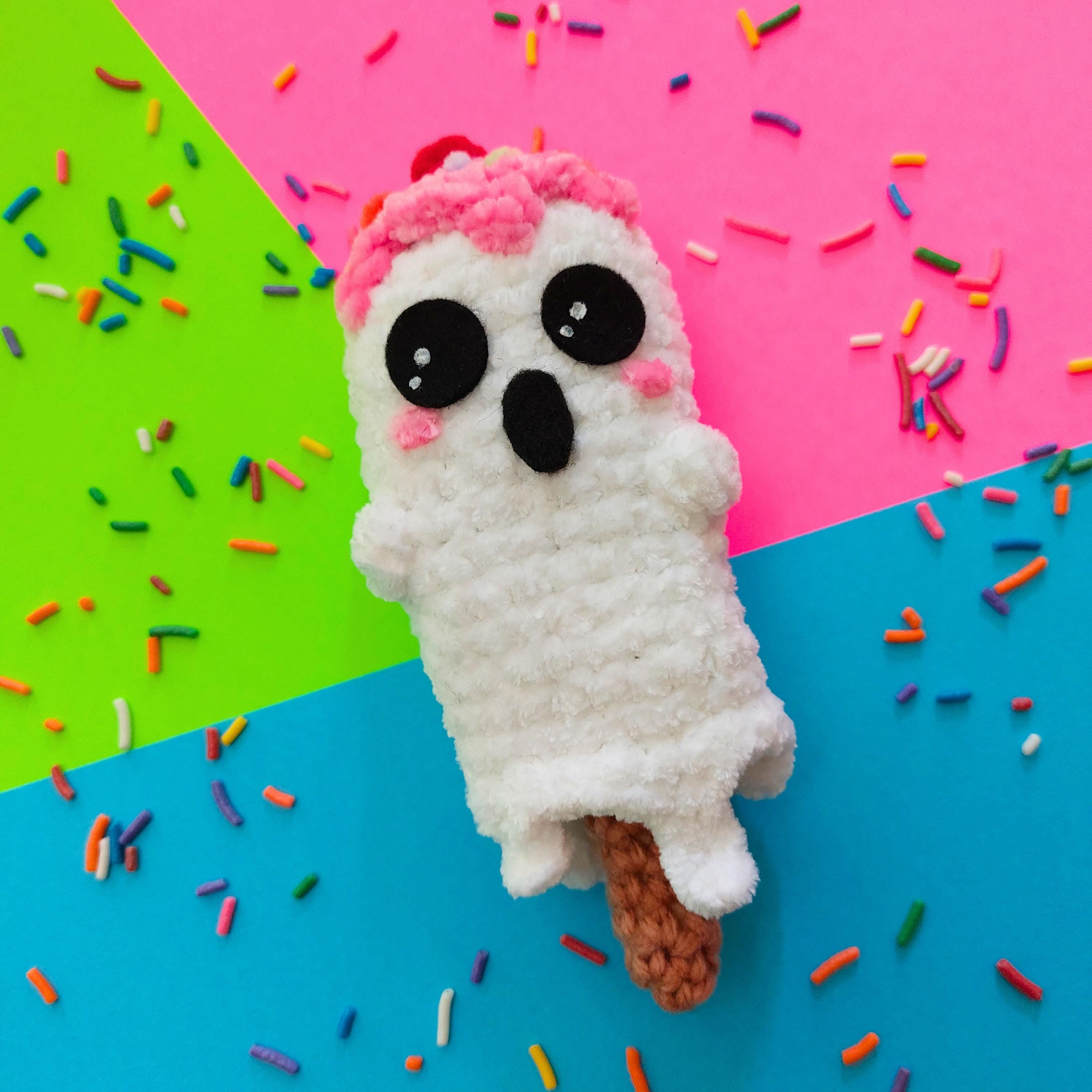 39 Ghost Crochet Patterns for Halloween: Spooky-Cute Amigurumi, Keychains, Bags, and Decor 26 Crochet Ghost Ghost Popsicle Amigurumi