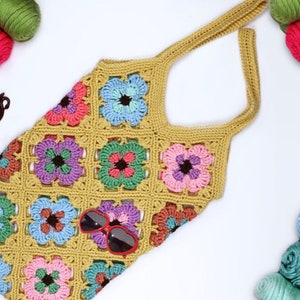 Blossom Bloom Crochet Bag Pattern PDF & video tutorial for crochet tote bag image 1