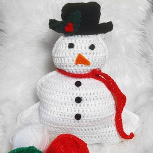 Crochet Snowman Pillow