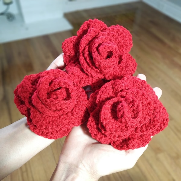 Crochet Rose pattern & free video pattern included