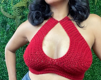 Patrón de top corto de crochet y videotutorial