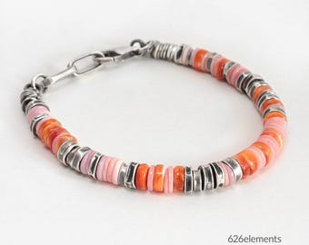 Damenarmband mit rosa Muschel und Stachelauster – Oxidiertes Sterlingsilber – 6 mm Heishi-Perlen – Handgefertigter Schmuck