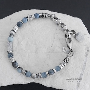 Pulseira em prata de lei 925 com água-marinha azul - pedras preciosas naturais azul-jeans - joias artesanais em prata oxidada.
