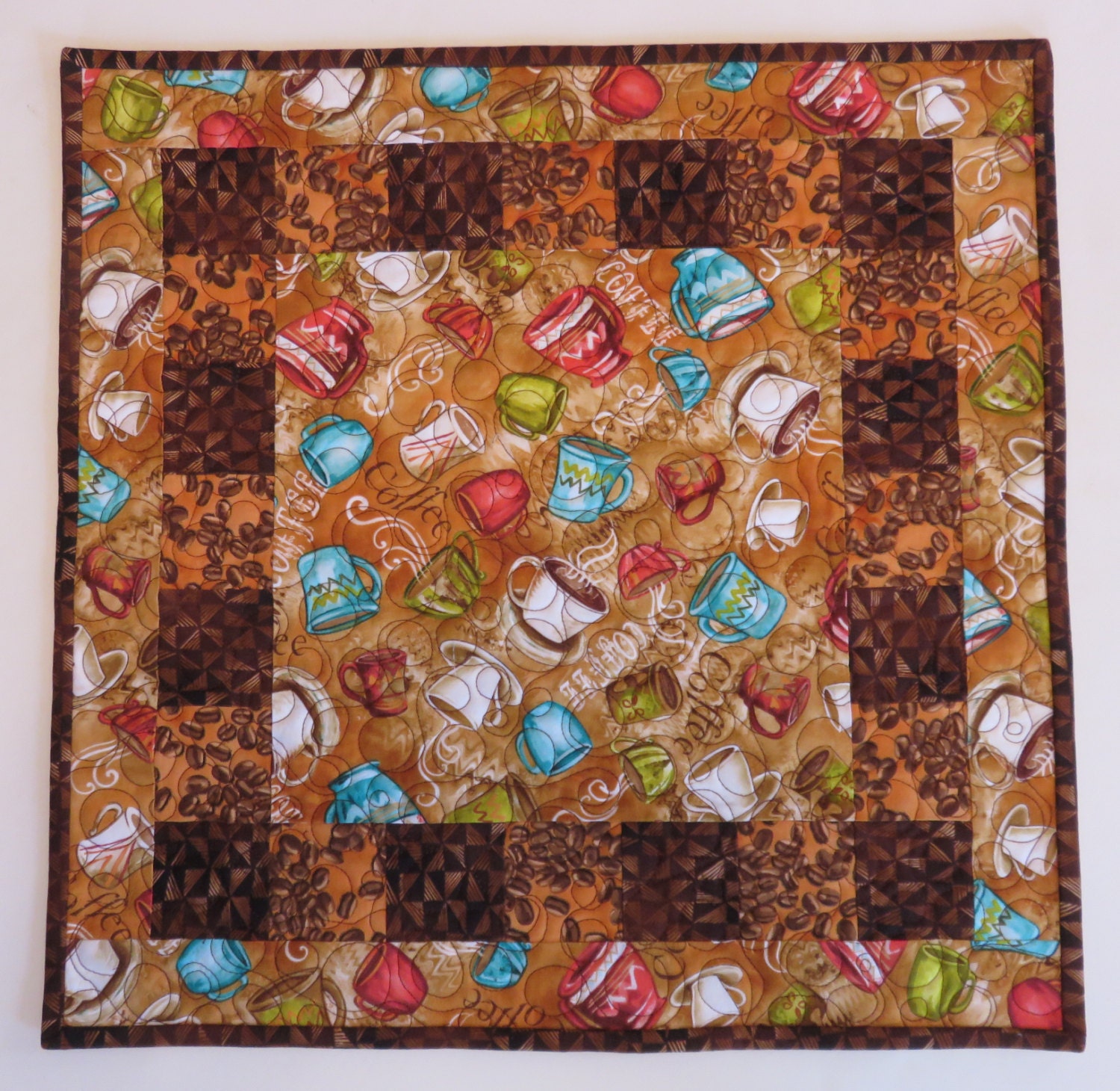Caf\u00e9 au lait Quilted Table Topper 21x21 Coffee Cups Centerpiece Brown #936