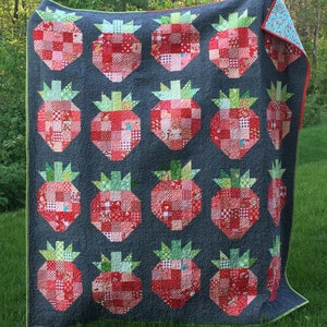 Scrappy Strawberry Quilt Pattern - PDF Download