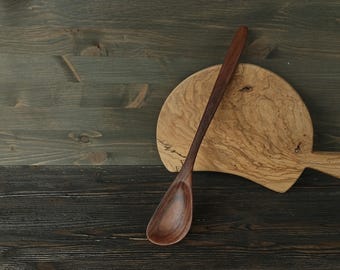 Handgesneden walnoothouten lepel handgemaakt kookgereedschap